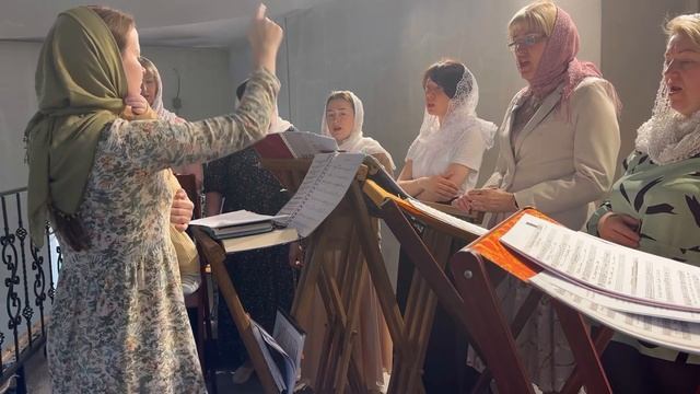 Великая ектения #клирос #любительскийхор #храм #певчие #песнопение #церковныйхор смотреть онлайн