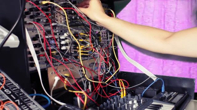 Eurorack, Volca Beats & MicroBrute - Synth Jam & VJ performance #TTNM смотреть онлайн