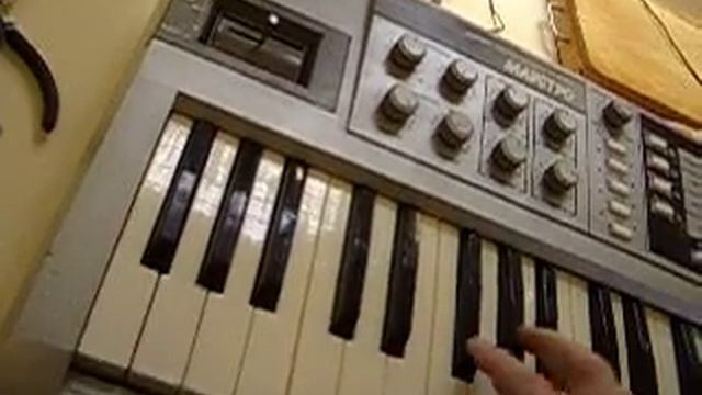 Maestro Soviet Synthesizer смотреть онлайн
