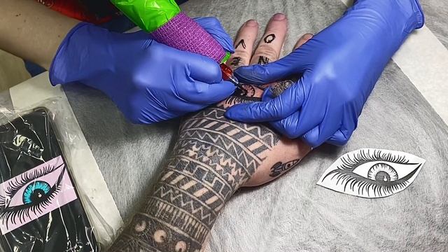 LR Tattoo смотреть онлайн