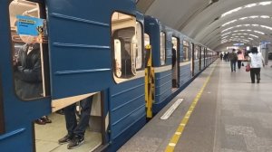 Подвижной состав Московско-Петроградской (2) линии метро Санкт-Петербурга