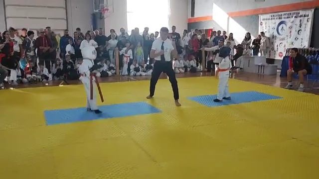 Кондратов Артем (ака)м.Кропивницький VS Лукаш Дем'ян (сіро)м.Київ U7-25кг бій1 смотреть онлайн