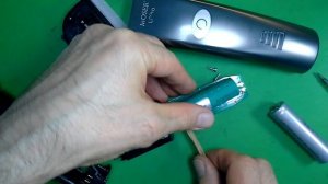 Как разобрать и заменить аккумулятор на машинке для стрижки волос Moser 1884-0050 Li+Pro