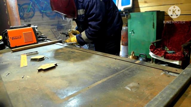 Полезная вещь из старого металлолома. Турник из обрезков металла своими руками смотреть онлайн