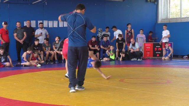 Лагкуев Артур (Владикавказ) - Дибиров Дибир (Цолода) смотреть онлайн