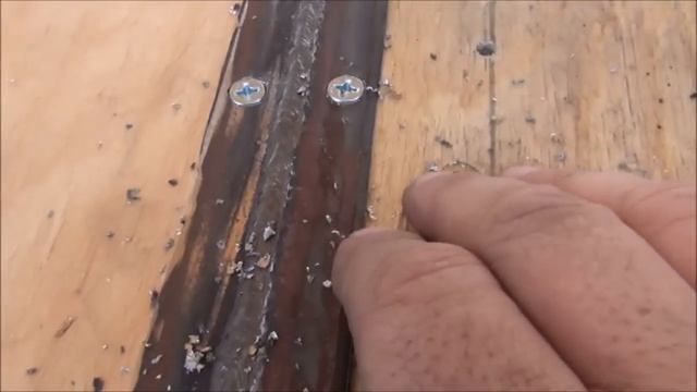 стелим пол в фургоне