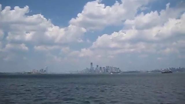 three skylines in a row Manhattan Brooklyn and New Jersey from Staten Island Ferry NYC смотреть онлайн