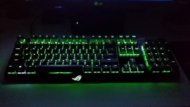 Asus ROG - эффект подсветки клавиатуры смотреть онлайн