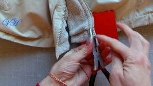 Ремонт молнии на куртке. Замена одного нижнего ограничителя из пластика т.к. он лопнул.