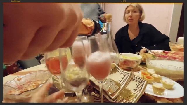 VLOG:новый год??✨покупка телефона?посиделки с подругой и приключения на попу☺️ смотреть онлайн