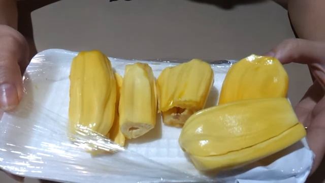 Хлебное дерево из BigC смотреть онлайн