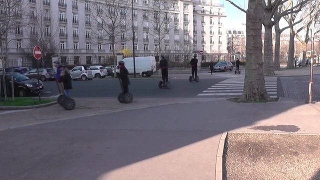 Полицейские волнения, отель инвалидов и Марсово поле в Париже (январь 2019)! смотреть онлайн