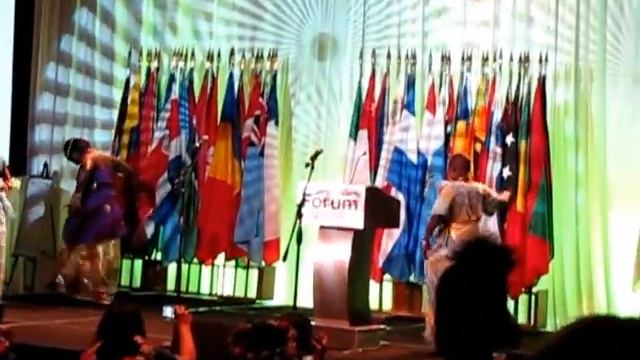 Girl's World Forum- African nations share a dance with us смотреть онлайн
