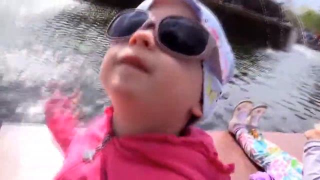 Куда сходить с детьми? Ксюша и Алиса на ВДНХ! Развлечения для детей! Видео для детей! смотреть онлайн