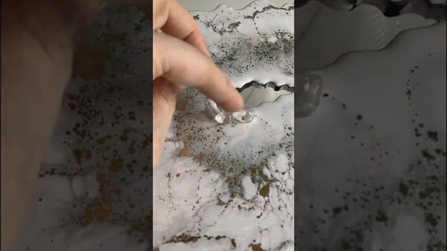 Срез камня из эпоксидной смолы ? #срезкамняизсмолы #срезкамняизэпоксиднойсмолы #эпоксиднаясмола смотреть онлайн