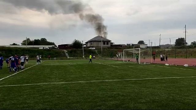 Гол Багаудина Измайлова («Экажево») с пенальти в ворота «Али-Юрта» (5:2) смотреть онлайн