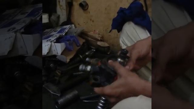 Steering Box locked | Repairing and Restored old truck Steering Power смотреть онлайн