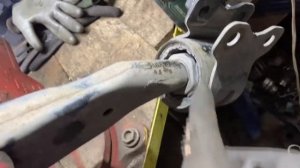 Ford Focus 2 замена заднего сайлентблока на переднем рычаге