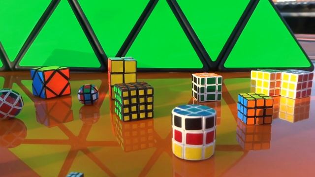 Official world's Largest & Smallest Rubik's Cube puzzles comparison + MORE смотреть онлайн