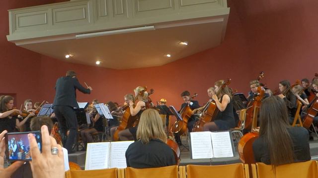 Domstad Jeugd Orkest speelt Le Nozze Di Figaro - Overture смотреть онлайн