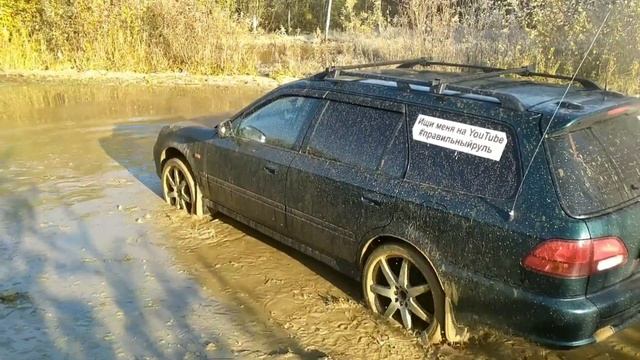 ПРАВильнЫЙ РУЛЬ. No 8. "Honda Orthia с нестандартными колёсами в грязи". #правильныйруль смотреть онлайн
