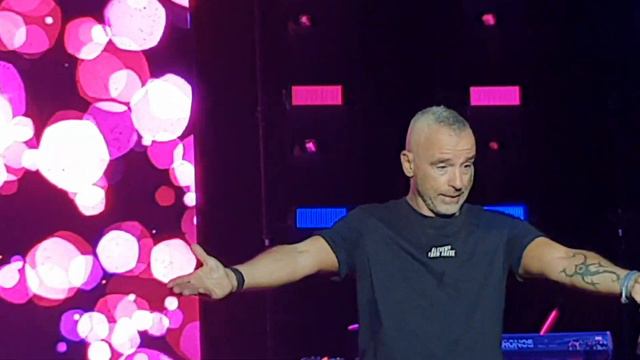 Eros Ramazzotti colmar 2019 смотреть онлайн