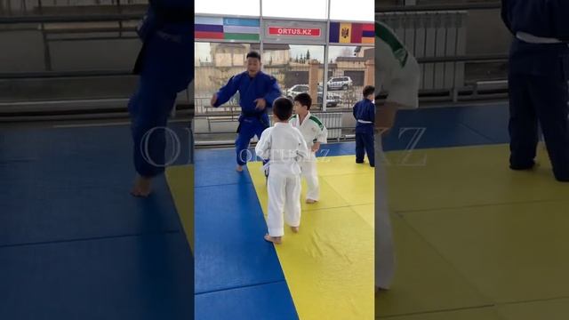 Отработка задней подножки (Osoto Gari) ORTUS.KZ смотреть онлайн