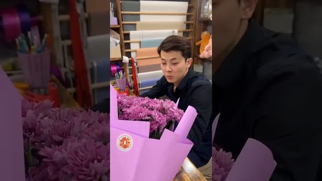 Когда попался адекватный админ в цветочном #флористика #цветыалматы #алматы #прикол #флорист #гүл смотреть онлайн