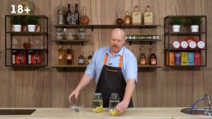 Настойка на замороженном лимоне из самогона. Зачем и нужно ли