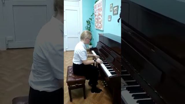 Костюк Екатерина .12 лет. 5класс.Двухголосная инвенция номер 8 фа мажор. И. С. Бах смотреть онлайн