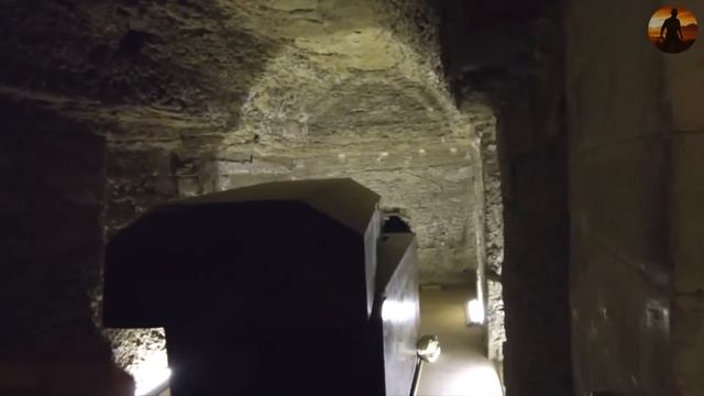 Тщательное исследование древней Саккары в Египте. [Брайен Фоерстер] смотреть онлайн