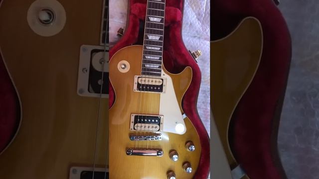 Gibson Les Paul Classic Unboxing смотреть онлайн