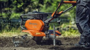 настраиваю глубину сошника мотоблока Хускварна HusqvarnaTF338 как копать огород фрезами