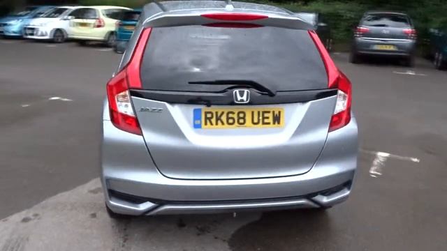 Honda JAZZ 1.3 i-VTEC EX Navi 5dr CVT смотреть онлайн