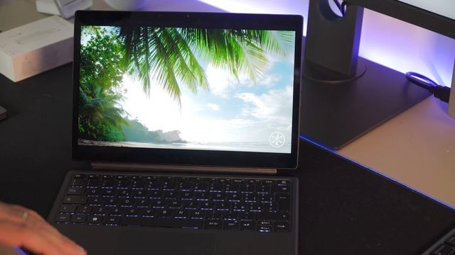 Xiaomi Book S 12.4" Unboxing ITA смотреть онлайн