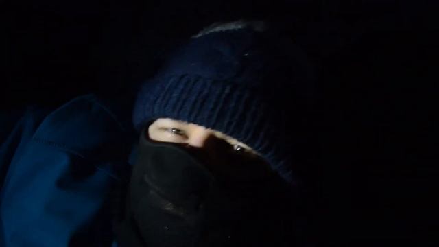 Ночевка в лесу при -10 возле костра смотреть онлайн