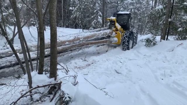 John Deere 440A Log skidder смотреть онлайн