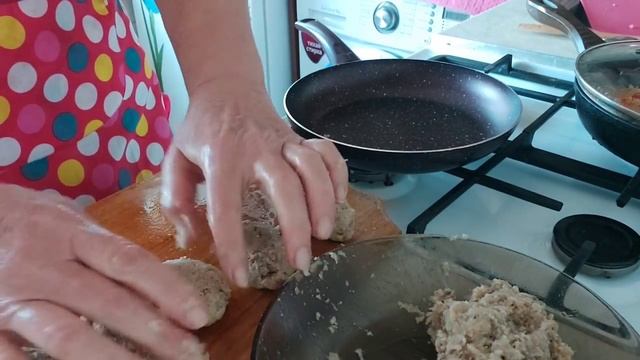 Худеем вкусно.? Котлеты из МОРОЖЕННОЙ СЕЛЬДИ.? А-БАЛ-ДЕТЬ.Похудела после 56 лет -44кг. смотреть онлайн