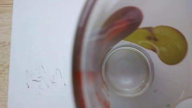 КАК ПОСТАВИТЬ ТЕЛЕФОН ЧТОБЫ ПОКАЗЫВАЛОСЬ 2 РУКИ (Я положила вас в стакан) смотреть онлайн