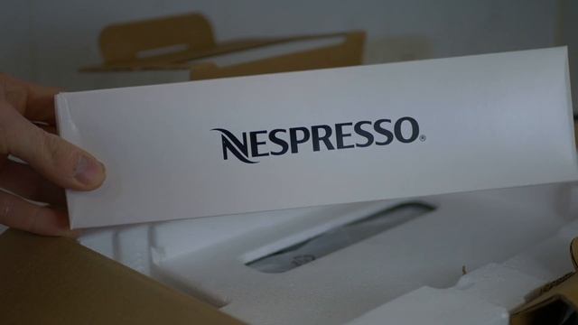 De'Longhi Lattissima Touch im Test: Unboxing, Lieferumfang & Erster Eindruck // EN 560.S смотреть онлайн