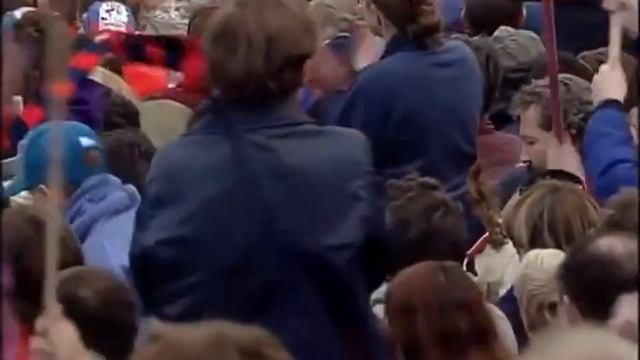 Todd Viney roves the pack to get the Demons 3rd goal for the day - Melbourne - 1993 Rd 12 - AFL смотреть онлайн