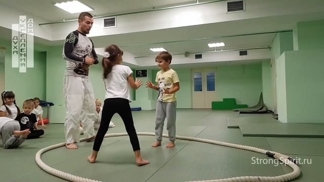 Джиу джитсу для детей в Подольске и Климовске. Класс МАЛЕНЬКИЕ ЧЕМПИОНЫ. смотреть онлайн