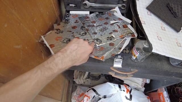 Hyundai SANTA FE 2021 - шумоизоляция дверей. Инструкция: как разобрать двери, чем клеить? смотреть онлайн