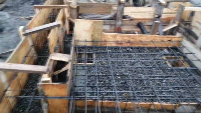Бетонирование свайно-ростверкового фундамента под баню. смотреть онлайн