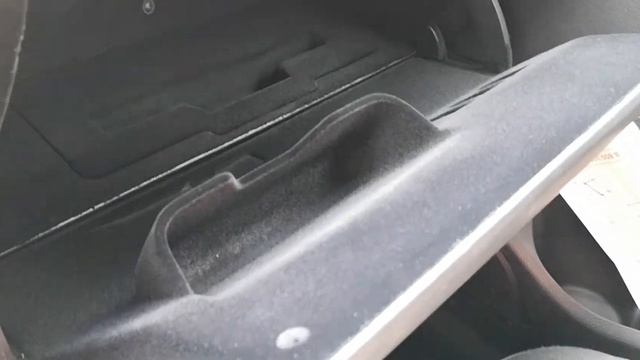 Микролифт и флокирование бардачка Поло (WV Polo) смотреть онлайн