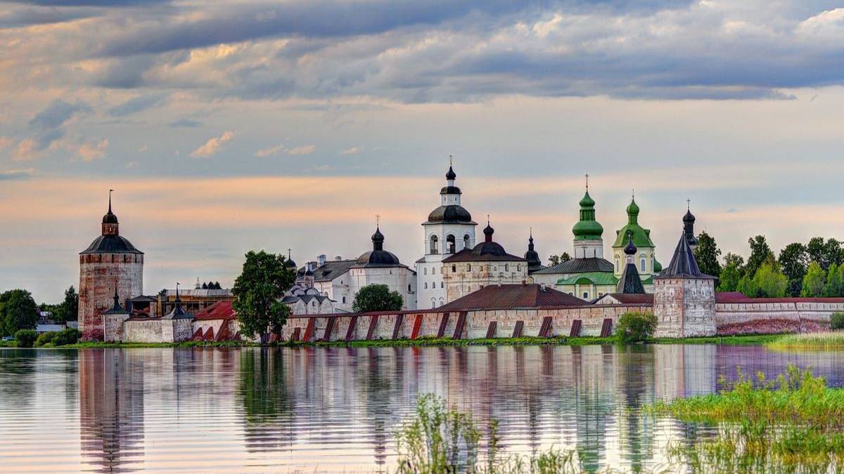 Кириллов. Кирилло-Белозерский монастырь смотреть онлайн