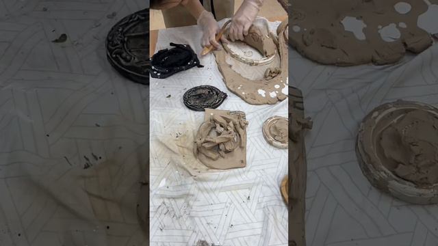 Ботанический барельеф. Оттиск папоротника. Панно ботаническое. Обучение литью из гипса и бетона смотреть онлайн