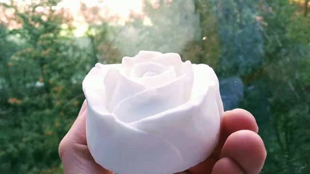 Роза белая из мыла ручной работы. / Rose white from handmade soap. смотреть онлайн