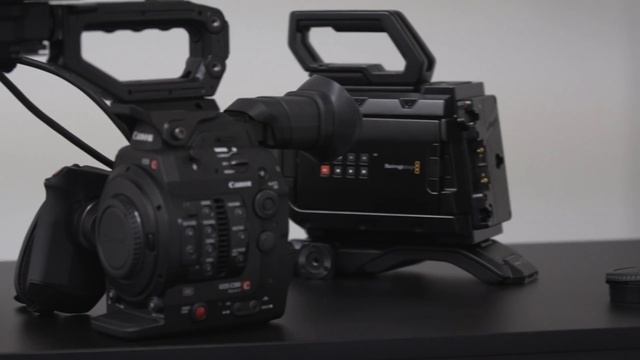 Canon C200 4K Low Light & Autofocus Test смотреть онлайн