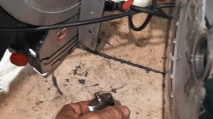 Пила торцовочная Metabo KGS 216 M замена подшипника редутора.